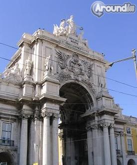 L'Arco di Rua Augusta